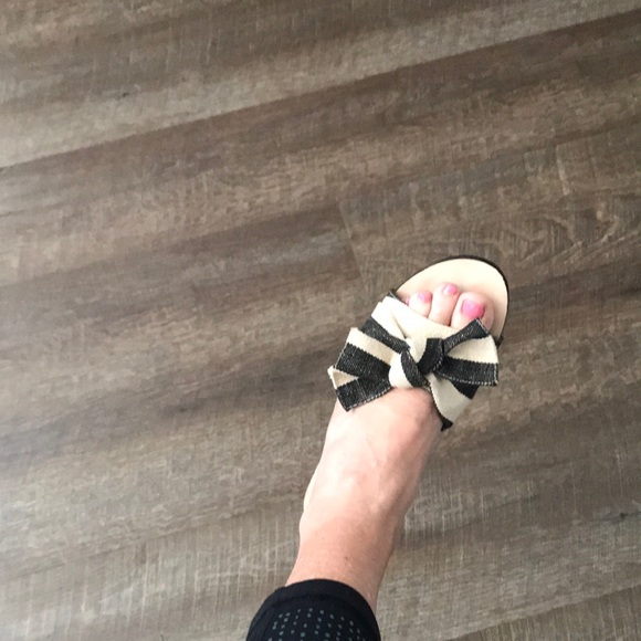 Ladies sandals/ slide style - Picture 5 of 8